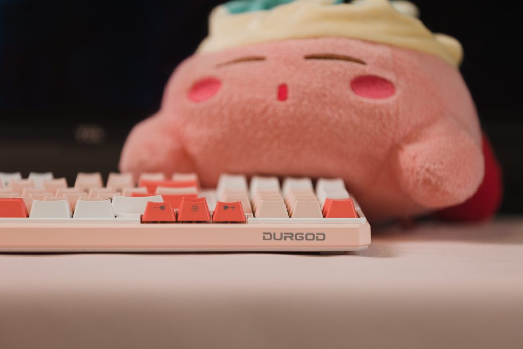 pink gaming keyboard